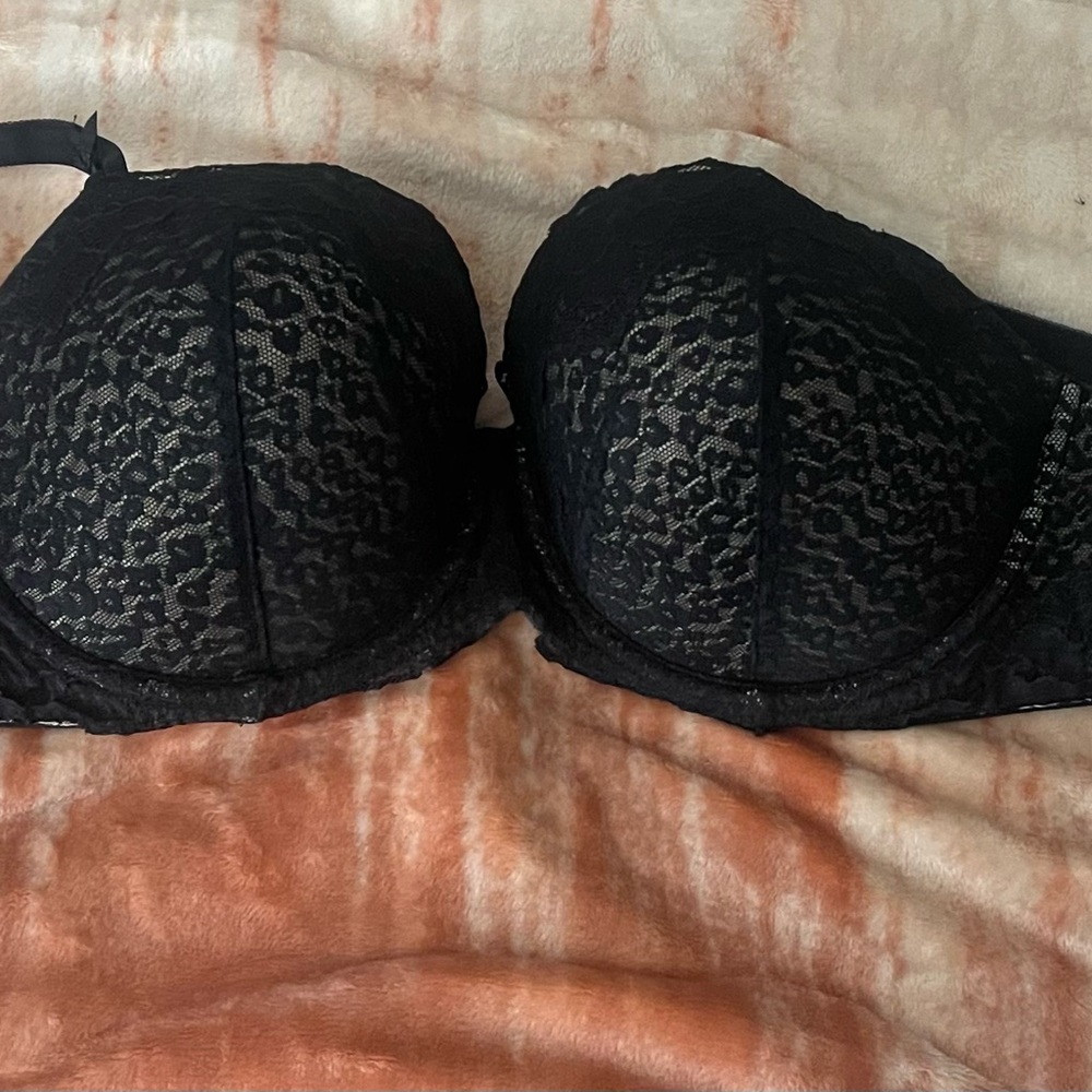Black torrid curves 42D bra